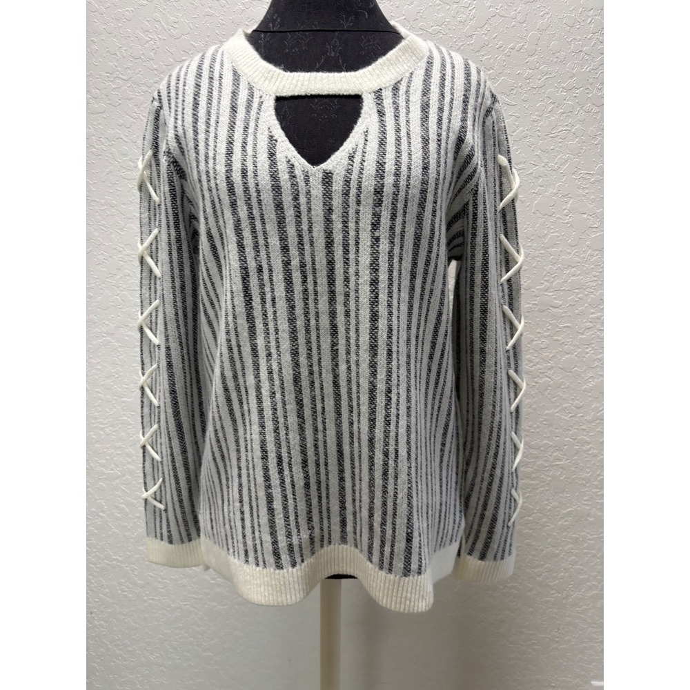 Rock & Republic Womens Striped Lace Up Sleeve Keyhole Sweater Black White Medium